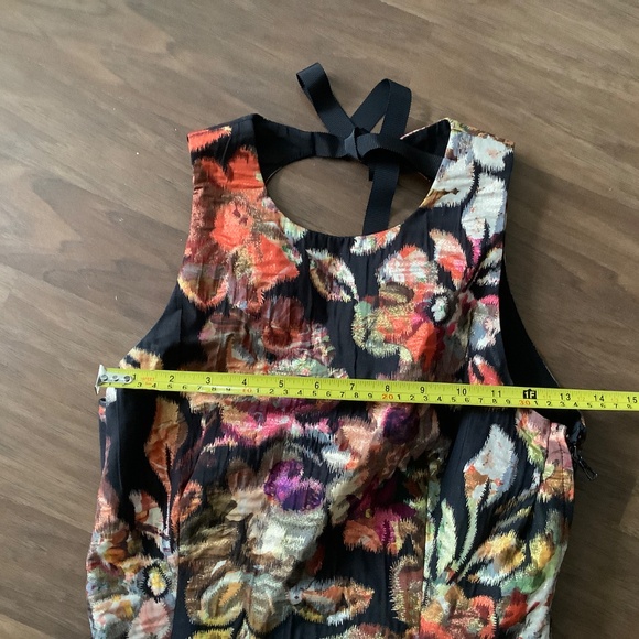 Leifsdotir maple leaves embroider dress - Picture 10 of 12